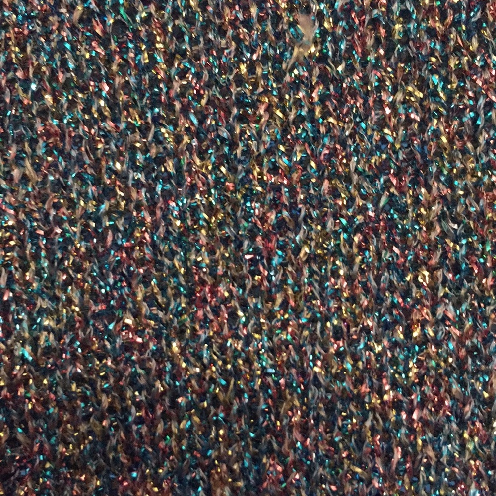 Top - Picture 5 of 7